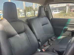 Toyota Hilux Revo Smart Cab Deisel 2.4 AWD 2018 White