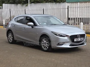 Mazda Axela 2018 Silver