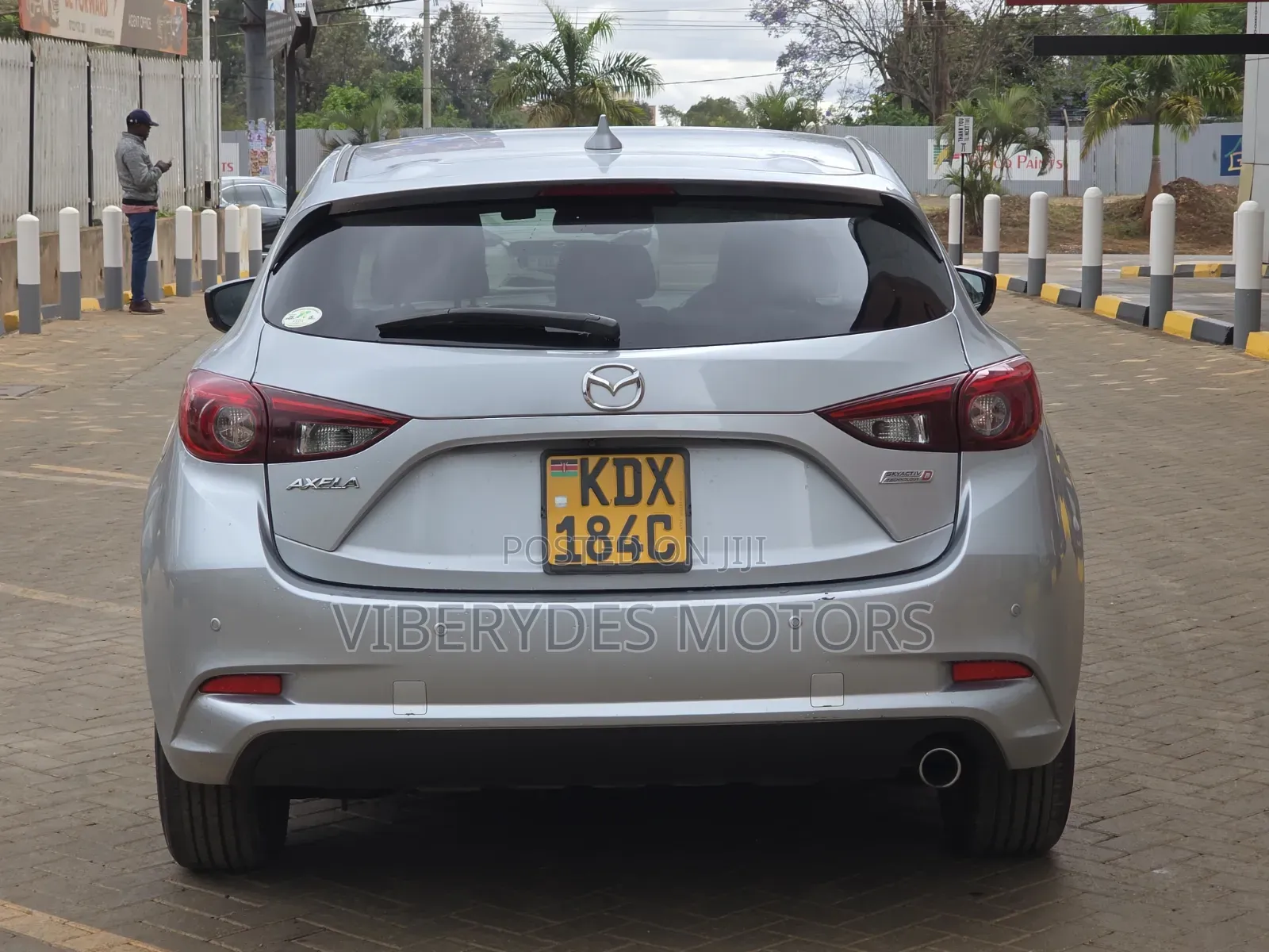 Mazda Axela 2018 Silver