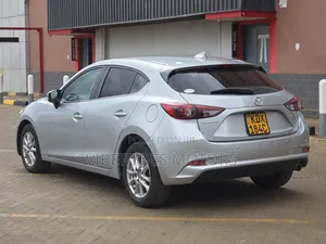 Mazda Axela 2018 Silver