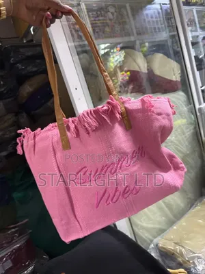 Large Capacity Beach Shoulder Handbag With Leather Straps