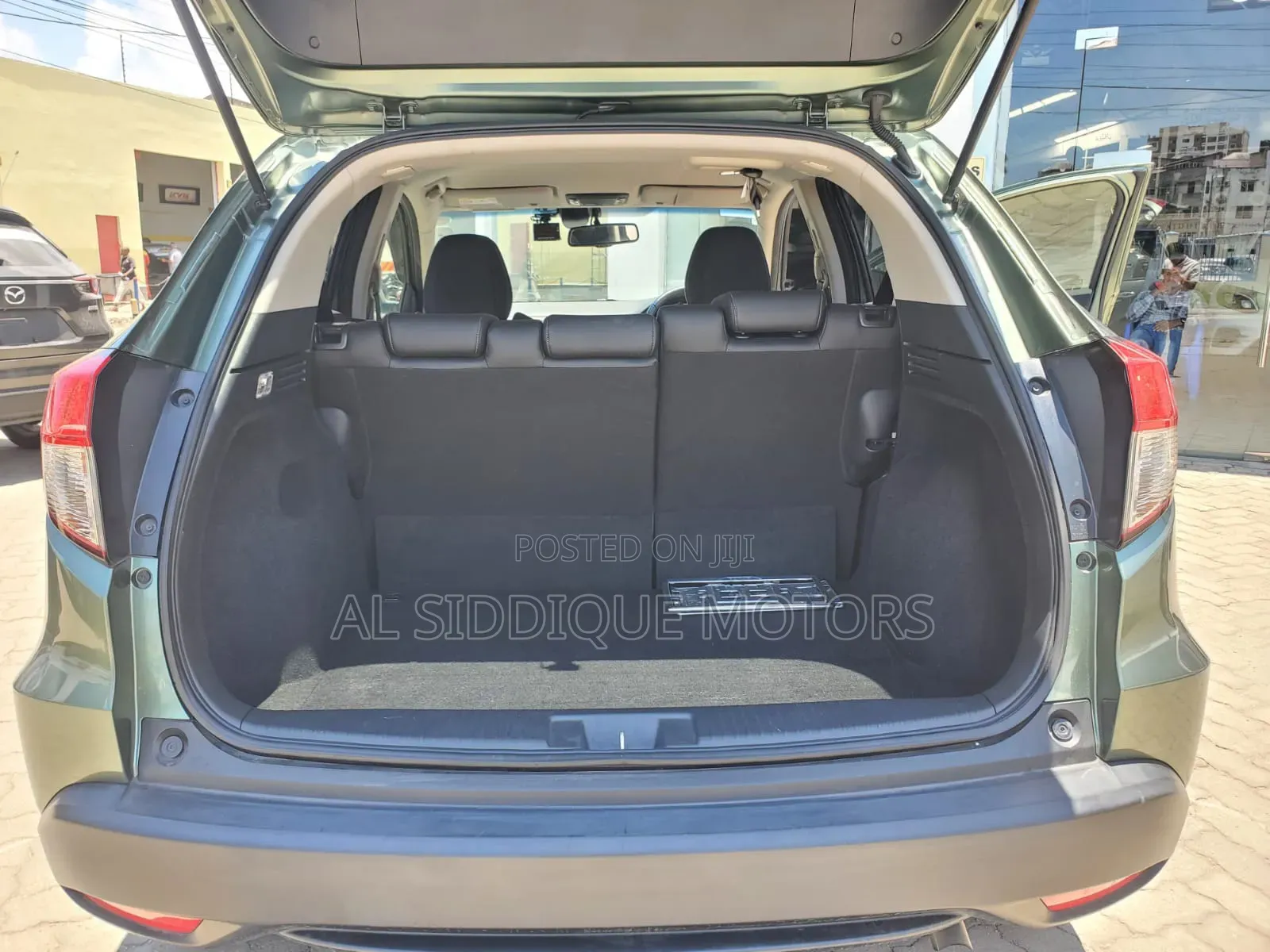 Honda Vezel 1.5 2WD 2019 Gray