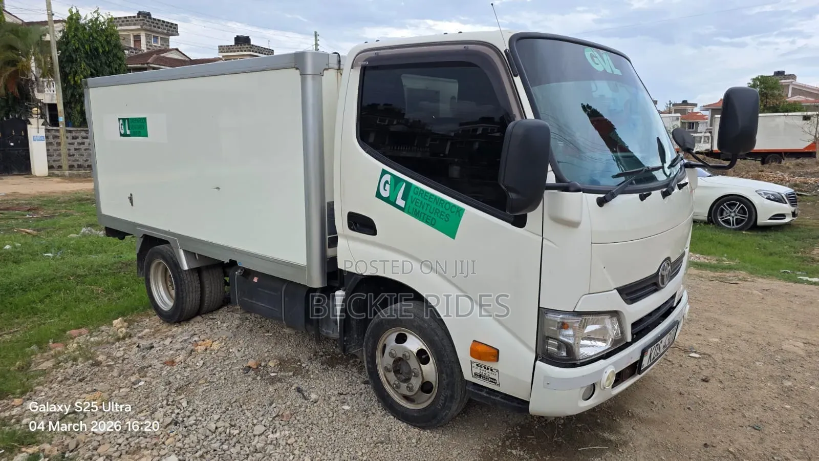 Toyota Dyna Refrigerator Truck 2017 White