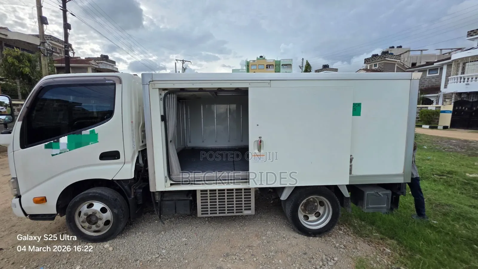 Toyota Dyna Refrigerator Truck 2017 White