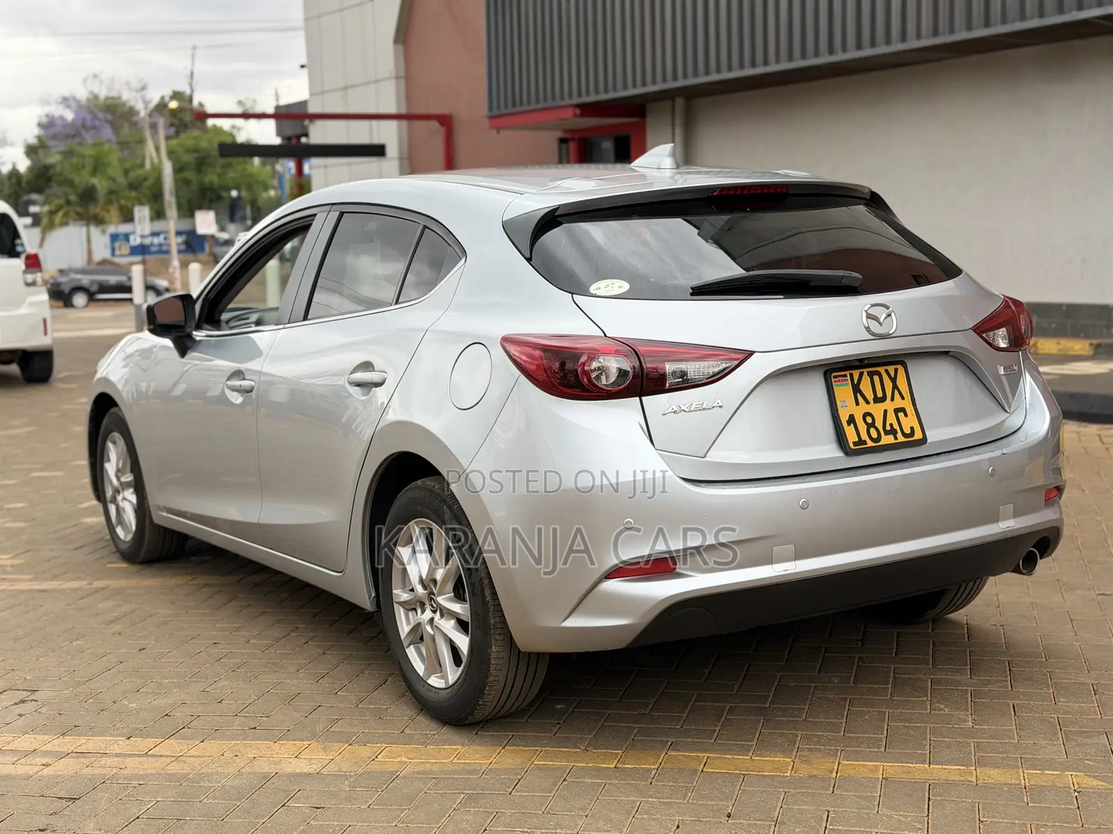 Mazda Axela 2018 Silver