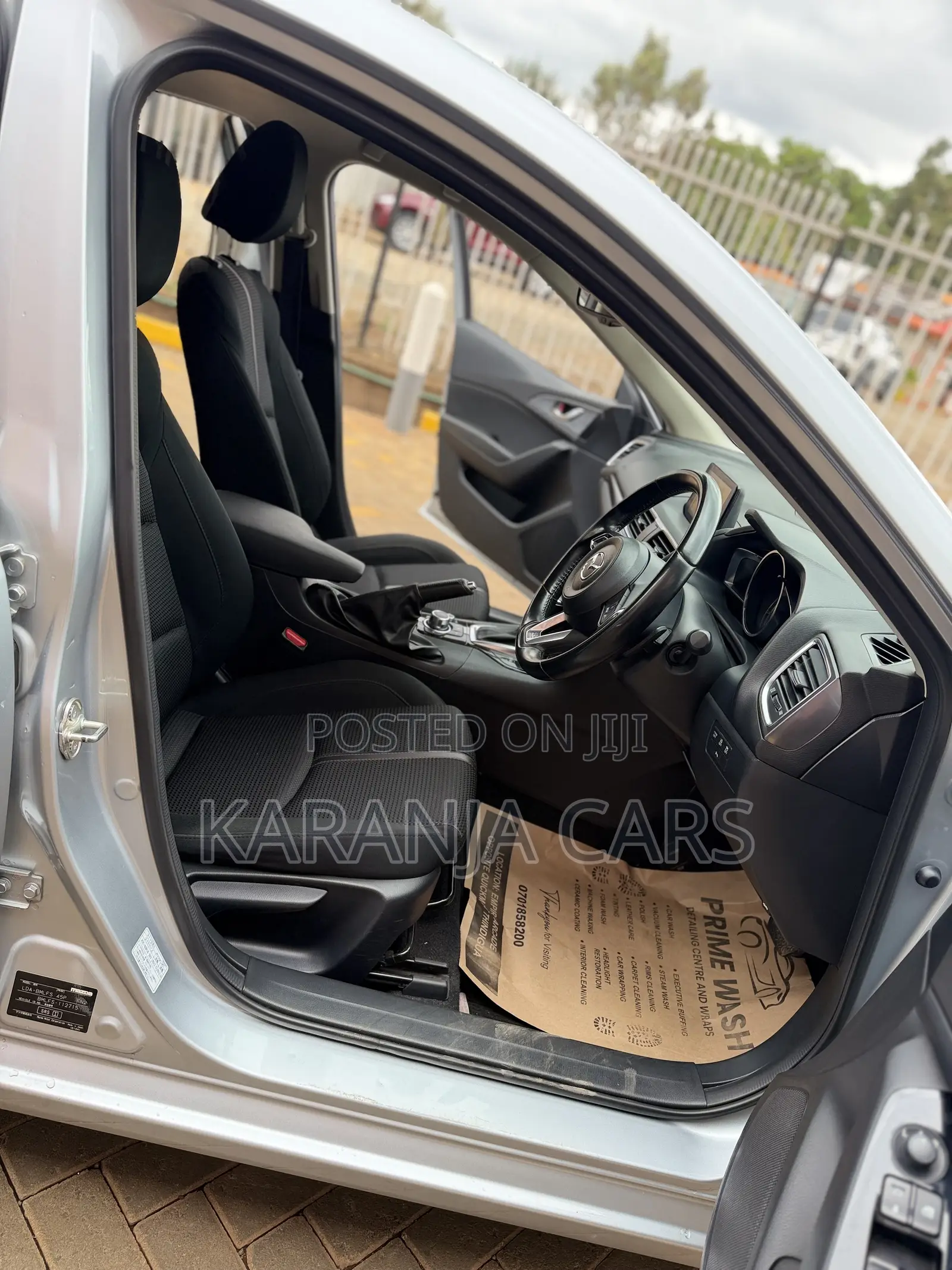Mazda Axela 2018 Silver