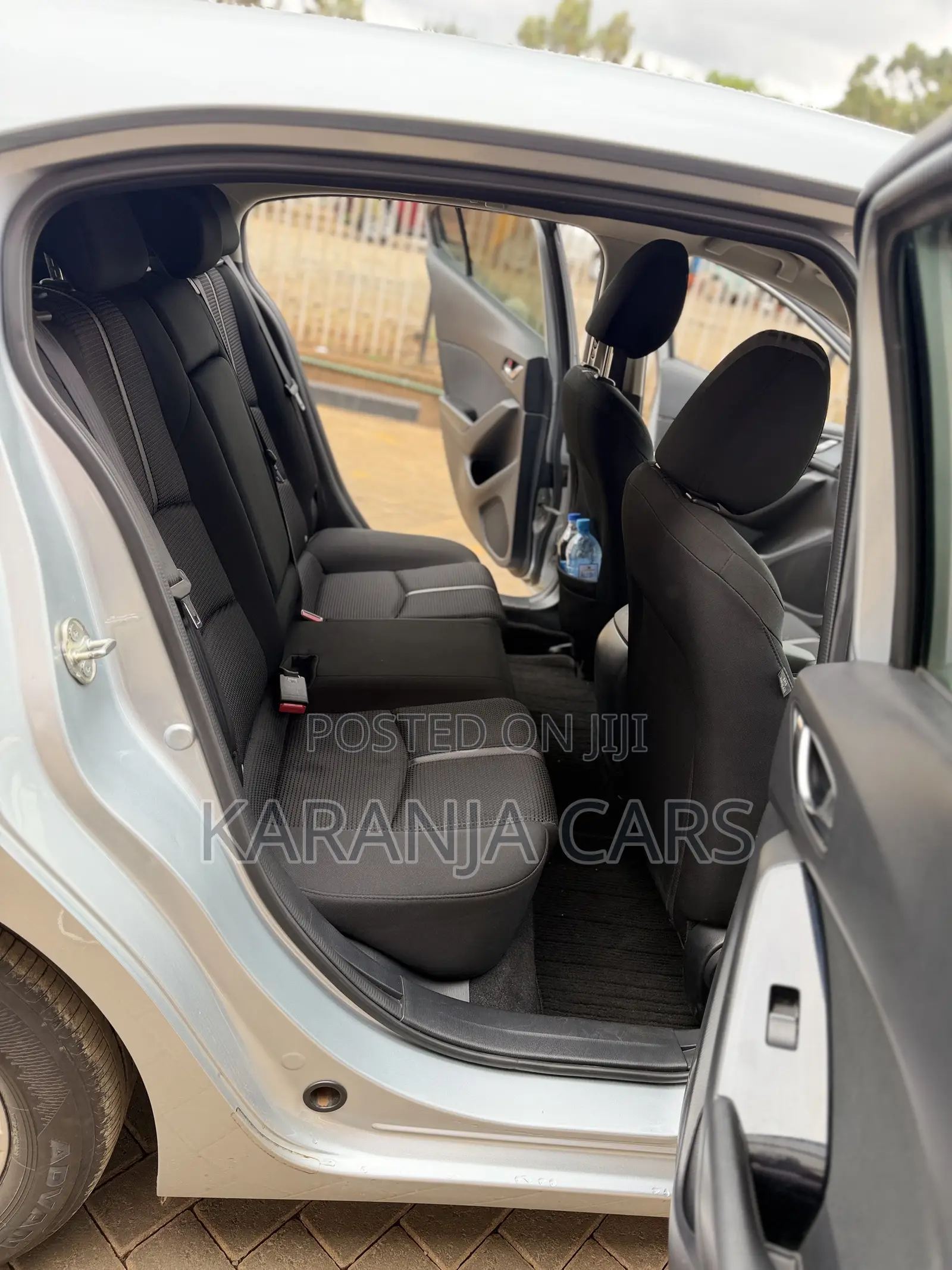 Mazda Axela 2018 Silver