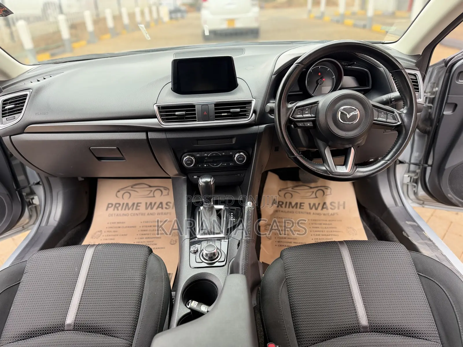Mazda Axela 2018 Silver