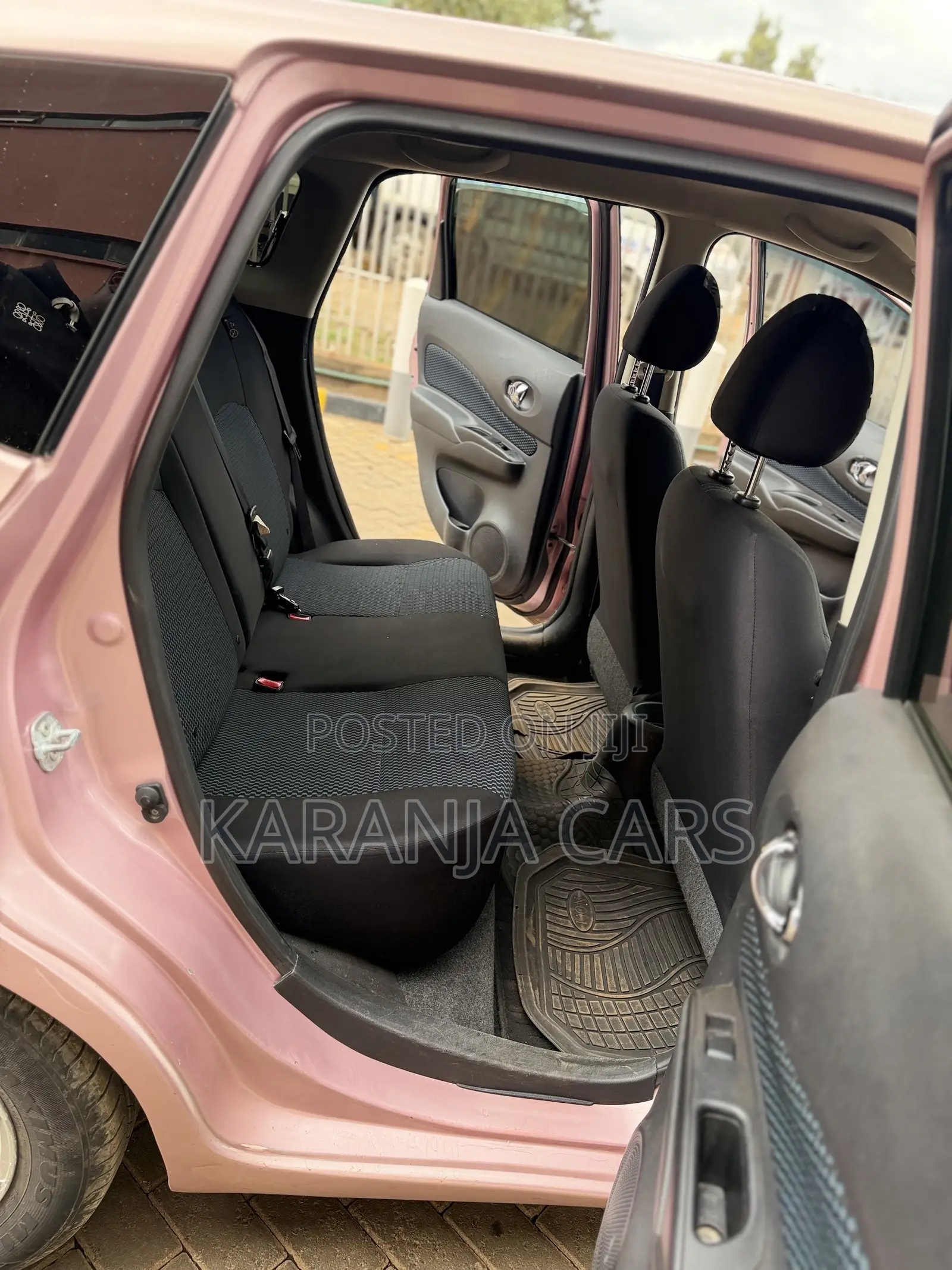 Nissan Note 2014 Pink