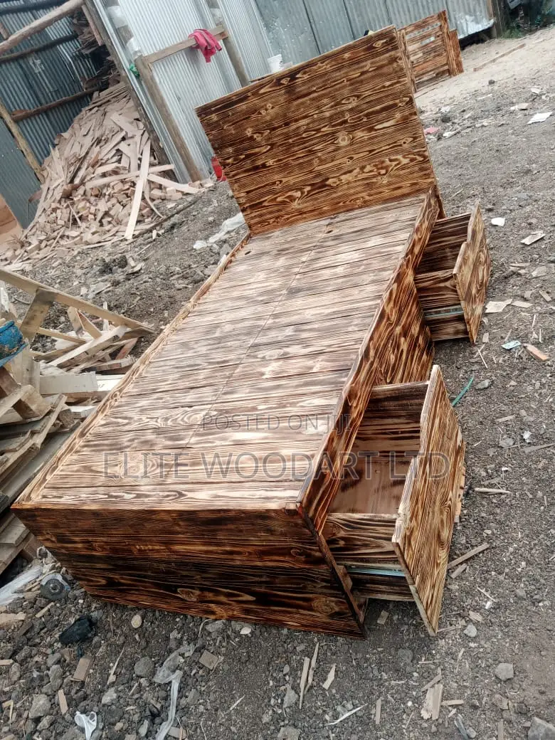 Modern Pallets Box Bed