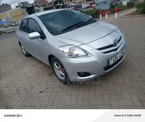 Toyota Belta 2006 Silver