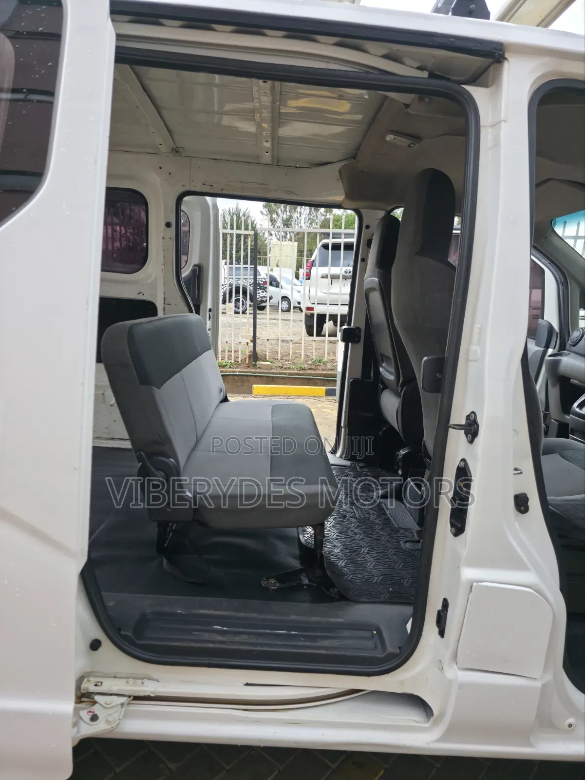 Nissan NV200 2014