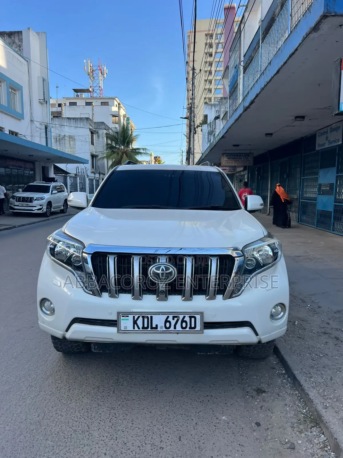 Toyota Land Cruiser Prado 2017 White
