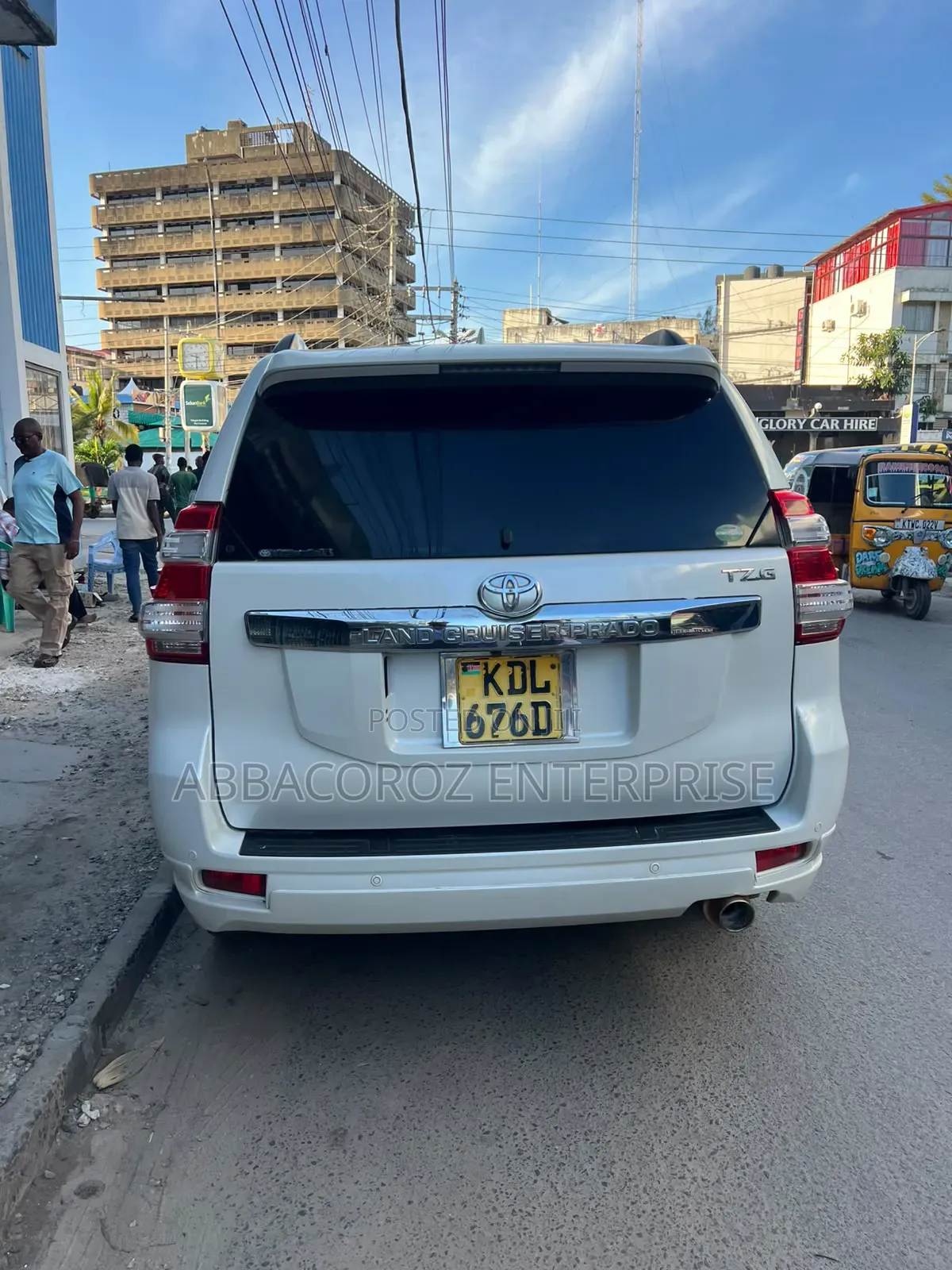 Toyota Land Cruiser Prado 2017 White