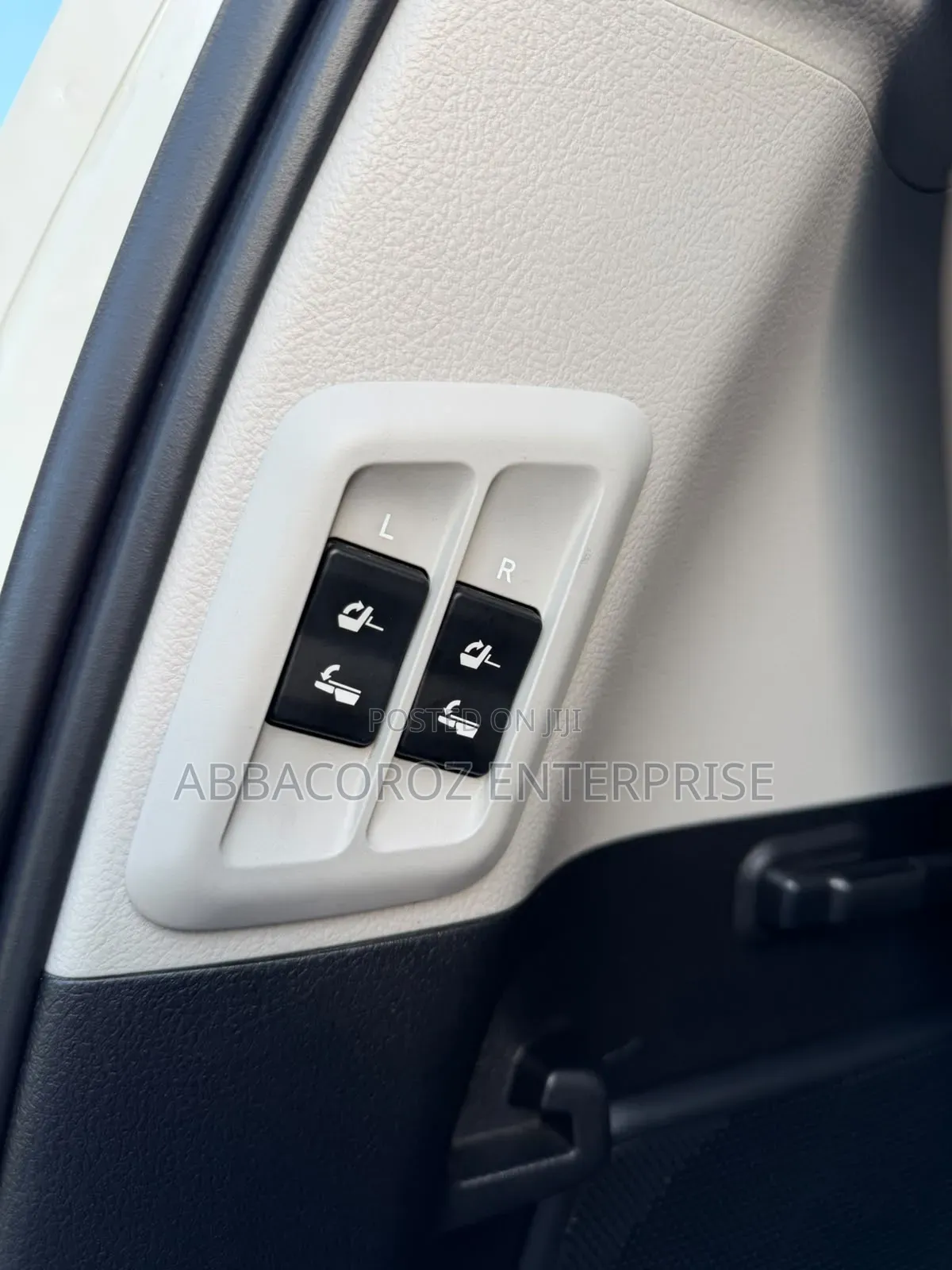 Toyota Land Cruiser Prado 2016 White