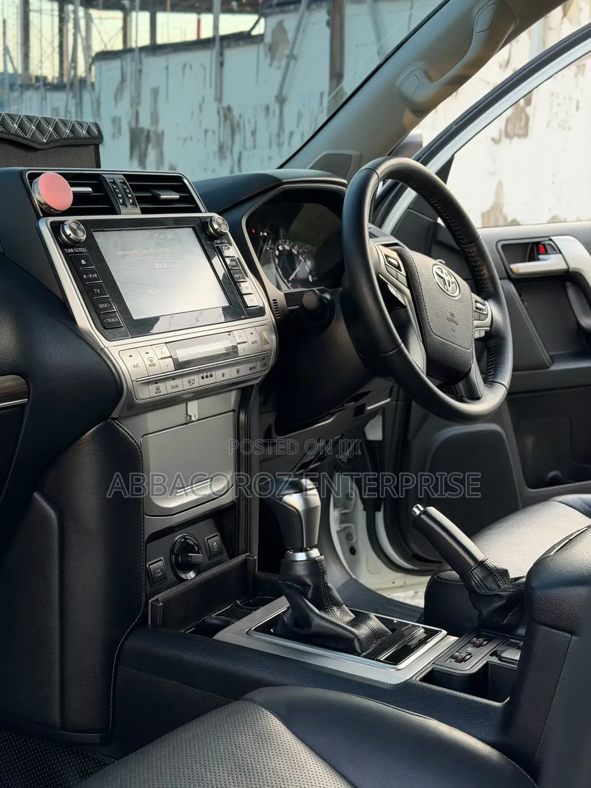 Toyota Land Cruiser Prado 2016 White