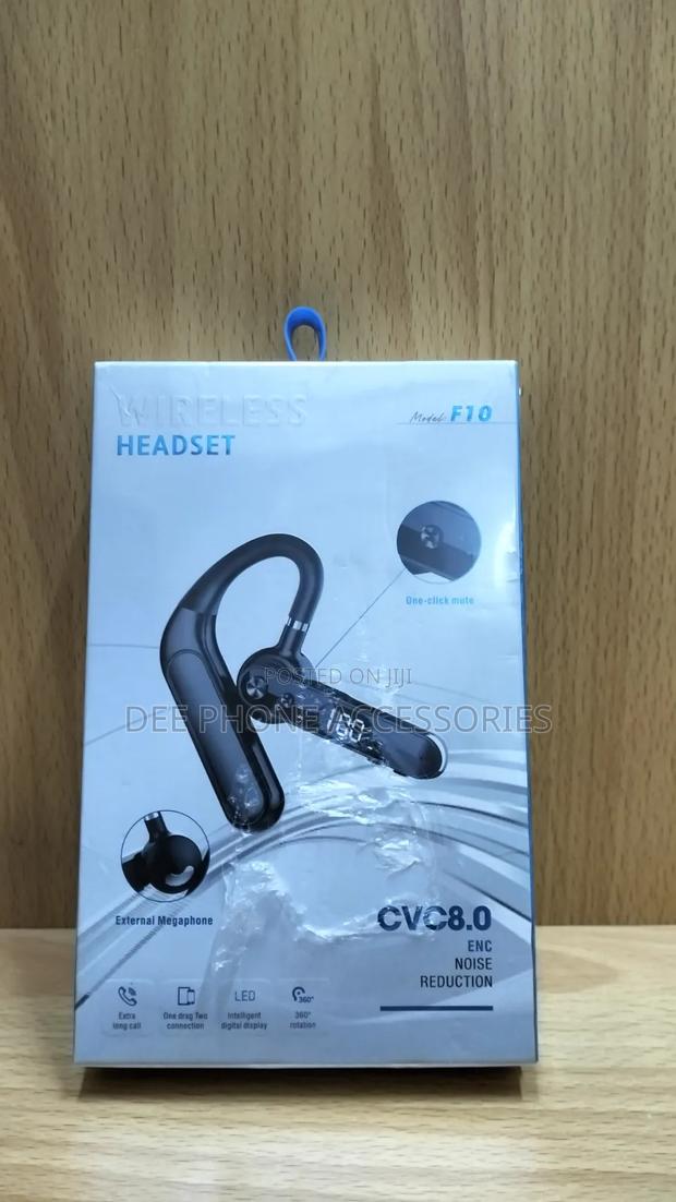 Wireless Ear Hook With External Microphone - main view