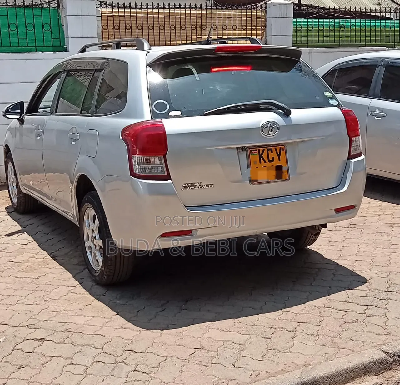 Toyota Corolla Fielder 2013 Silver