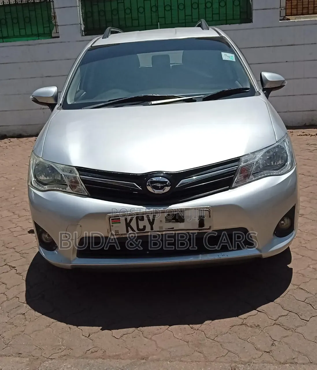 Toyota Corolla Fielder 2013 Silver