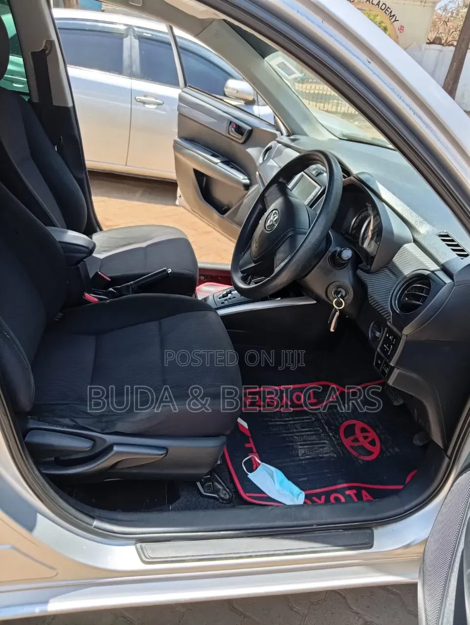 Toyota Corolla Fielder 2013 Silver