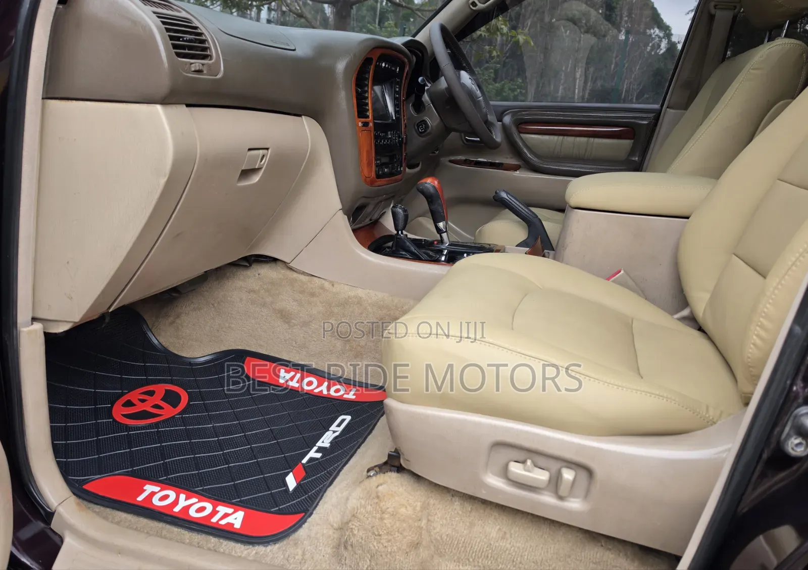 Toyota Land Cruiser Cygnus 4.7 2005 Burgundy