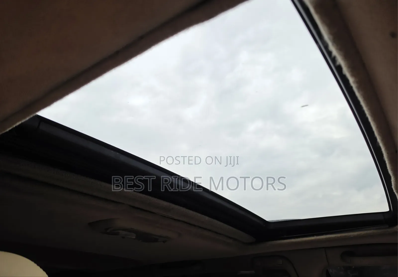 Toyota Land Cruiser Cygnus 4.7 2005 Burgundy