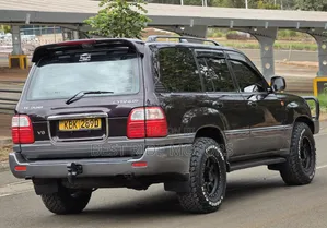 Toyota Land Cruiser Cygnus 4.7 2005 Burgundy