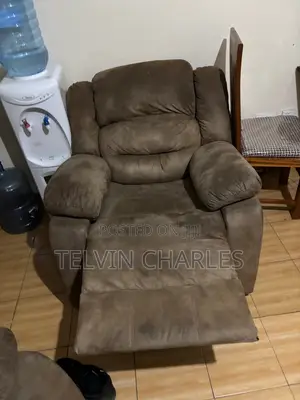 Recliners 7 Seaters