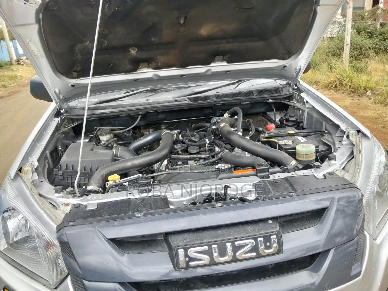 Isuzu D-MAX 2021 Silver