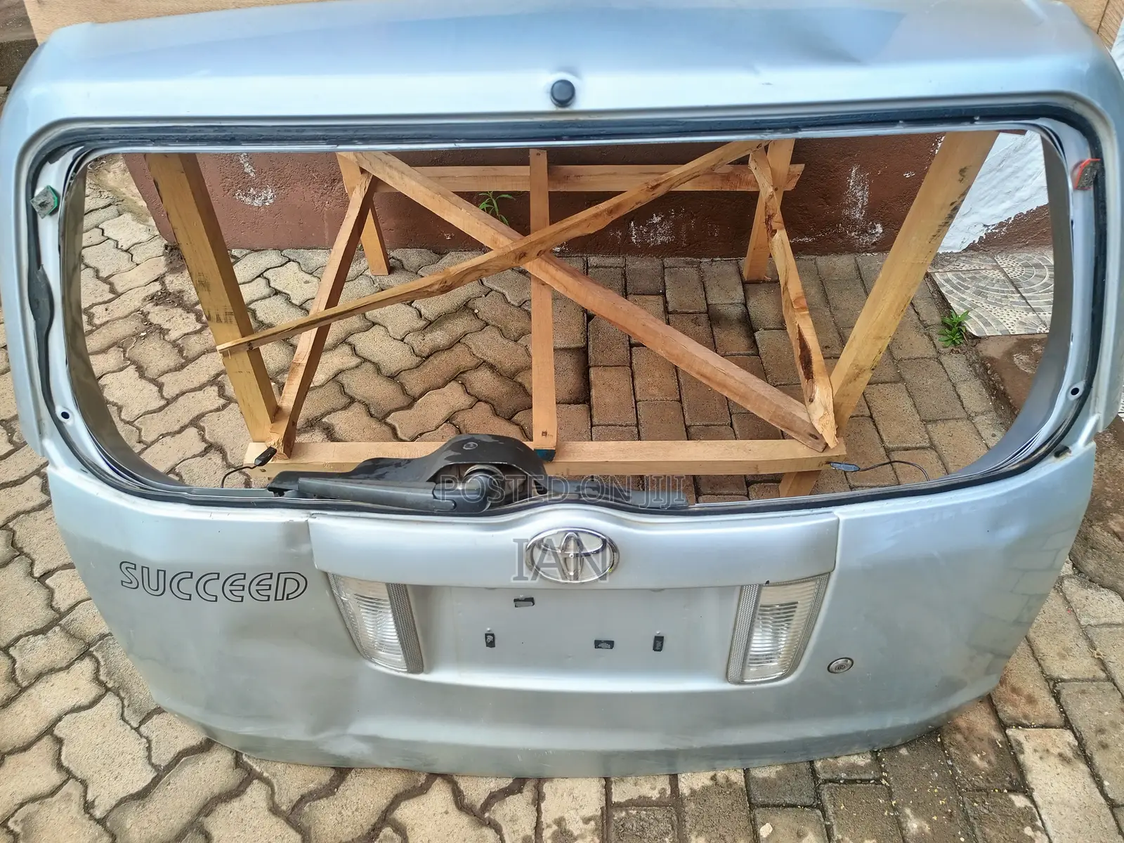 Toyota Succeed Boot Door