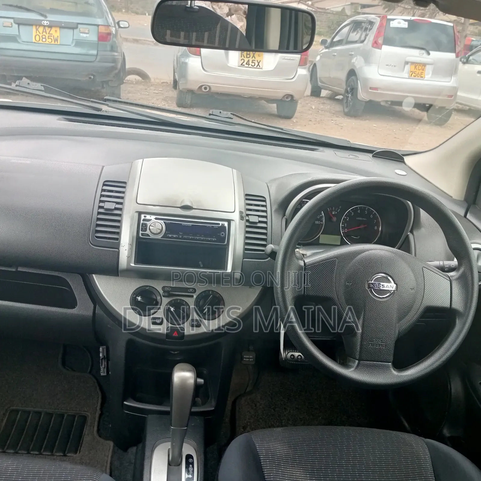 Nissan Note 1.6 Petrol 2011 Gray
