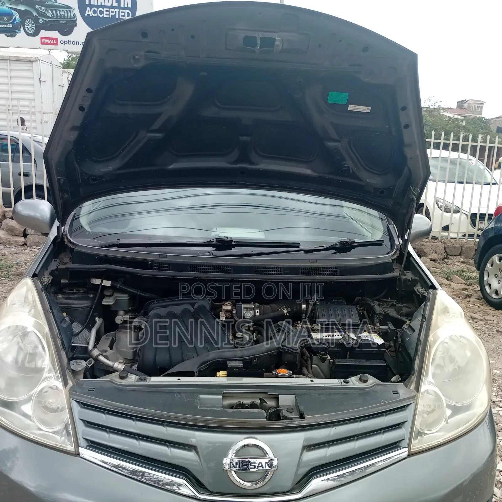Nissan Note 1.6 Petrol 2011 Gray