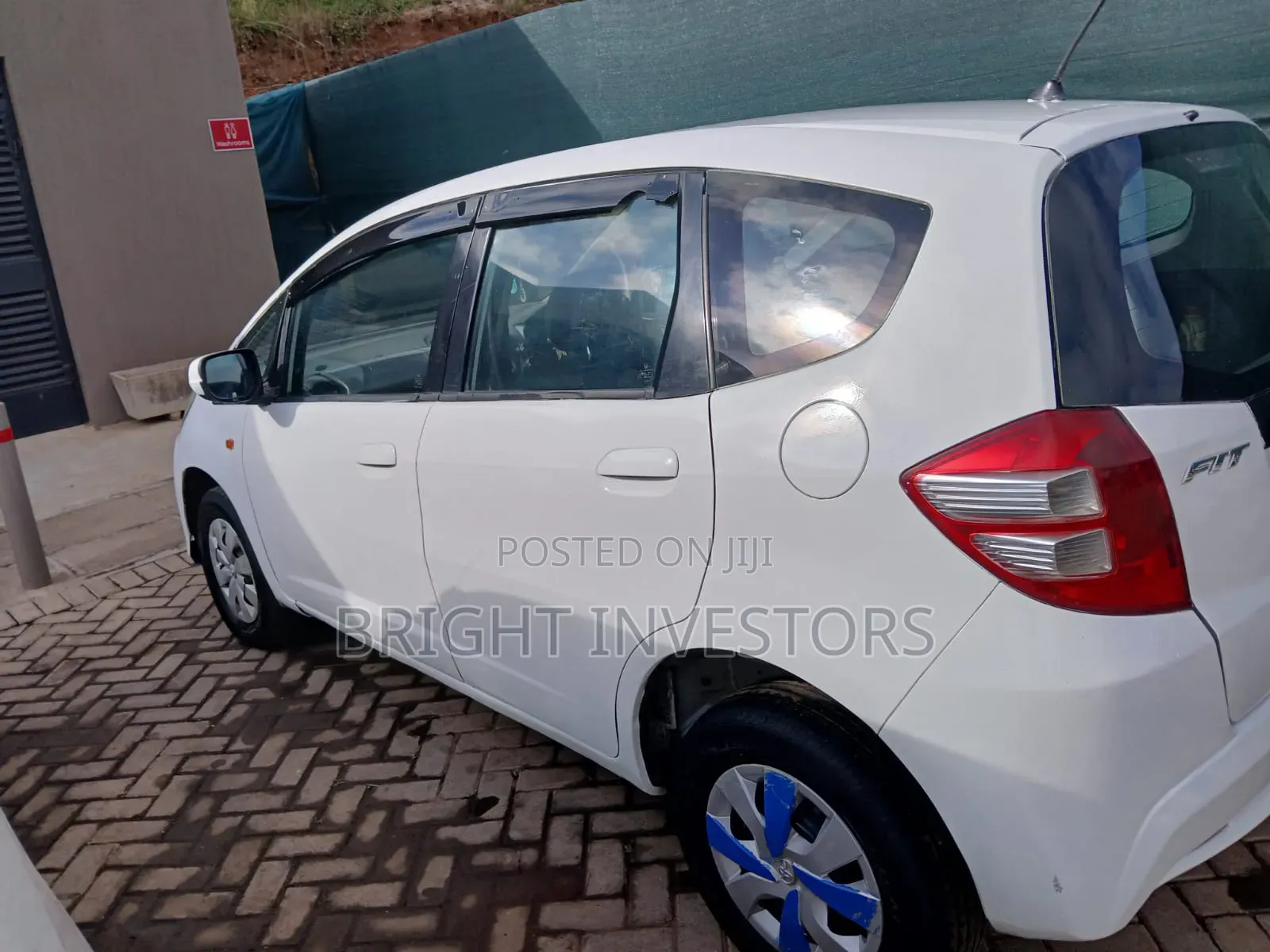 Honda Fit 2011 White