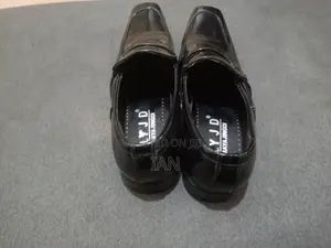 Men's Shoes