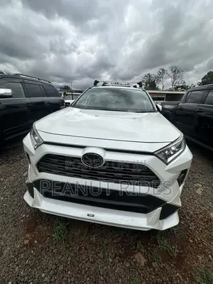 Toyota RAV4 2020 White