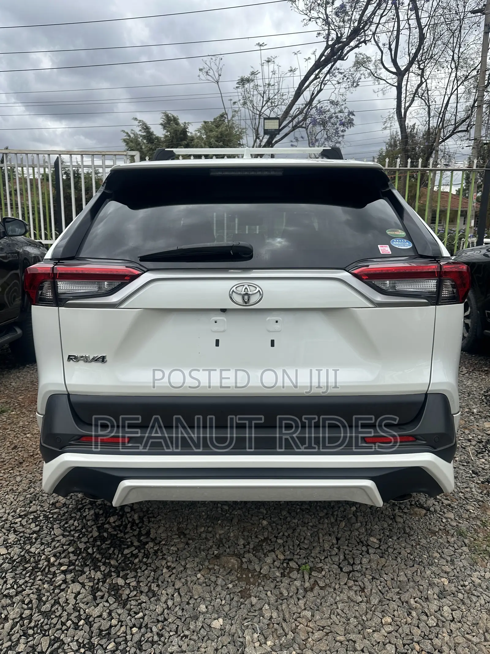 Toyota RAV4 2020 White