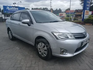 Toyota Axio 1.5 G 2WD 2013 Silver