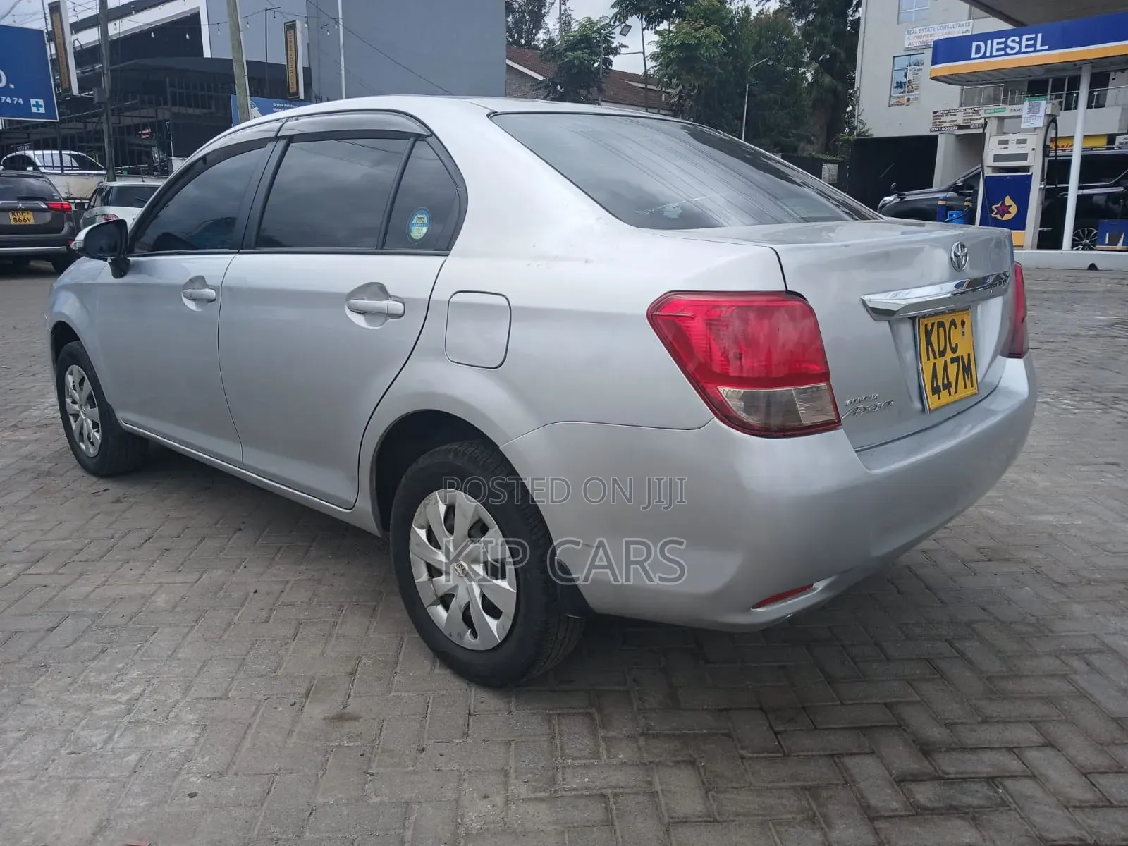 Toyota Axio 1.5 G 2WD 2013 Silver
