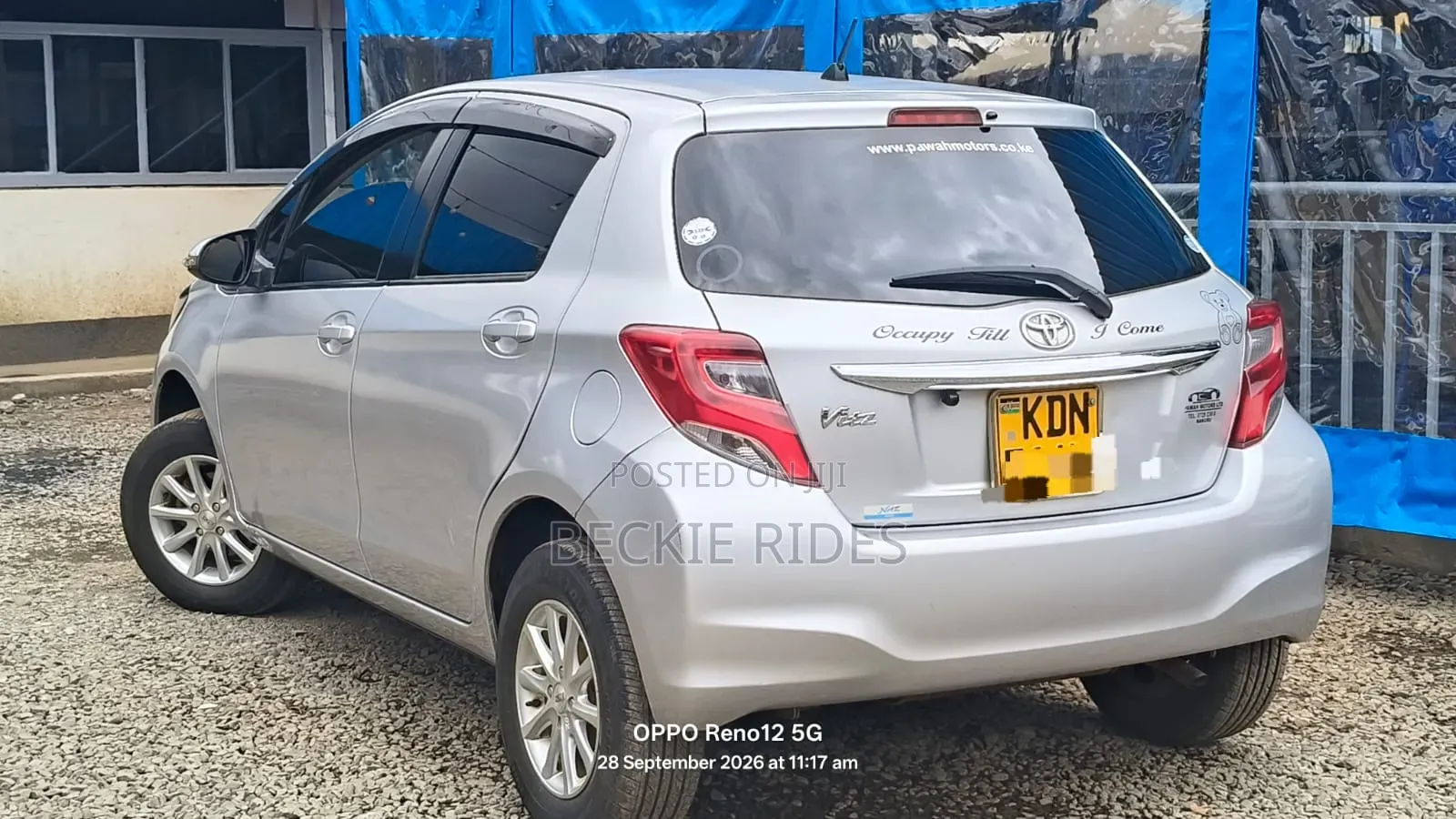 Toyota Vitz 2016 Silver
