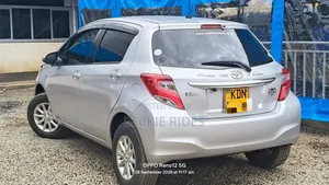 Toyota Vitz 2016 Silver