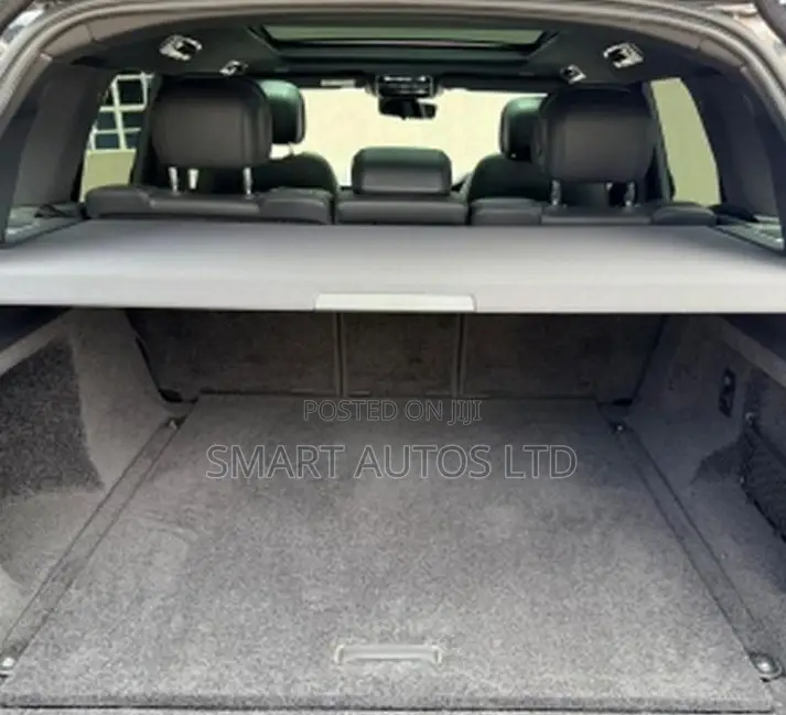 Land Rover Range Rover Vogue 2022 Black