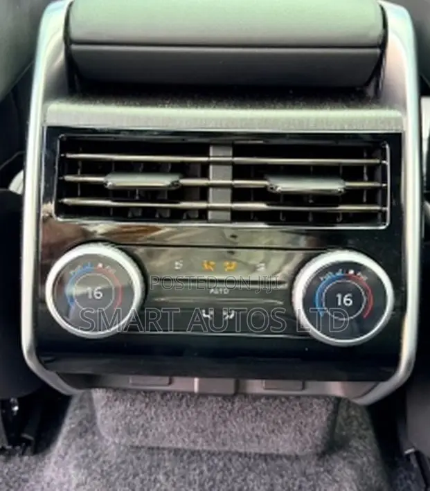 Land Rover Range Rover Vogue 2022 Black