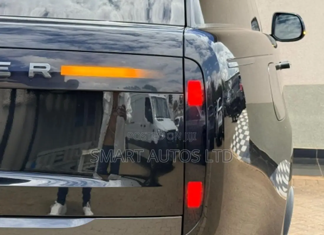 Land Rover Range Rover Vogue 2022 Black