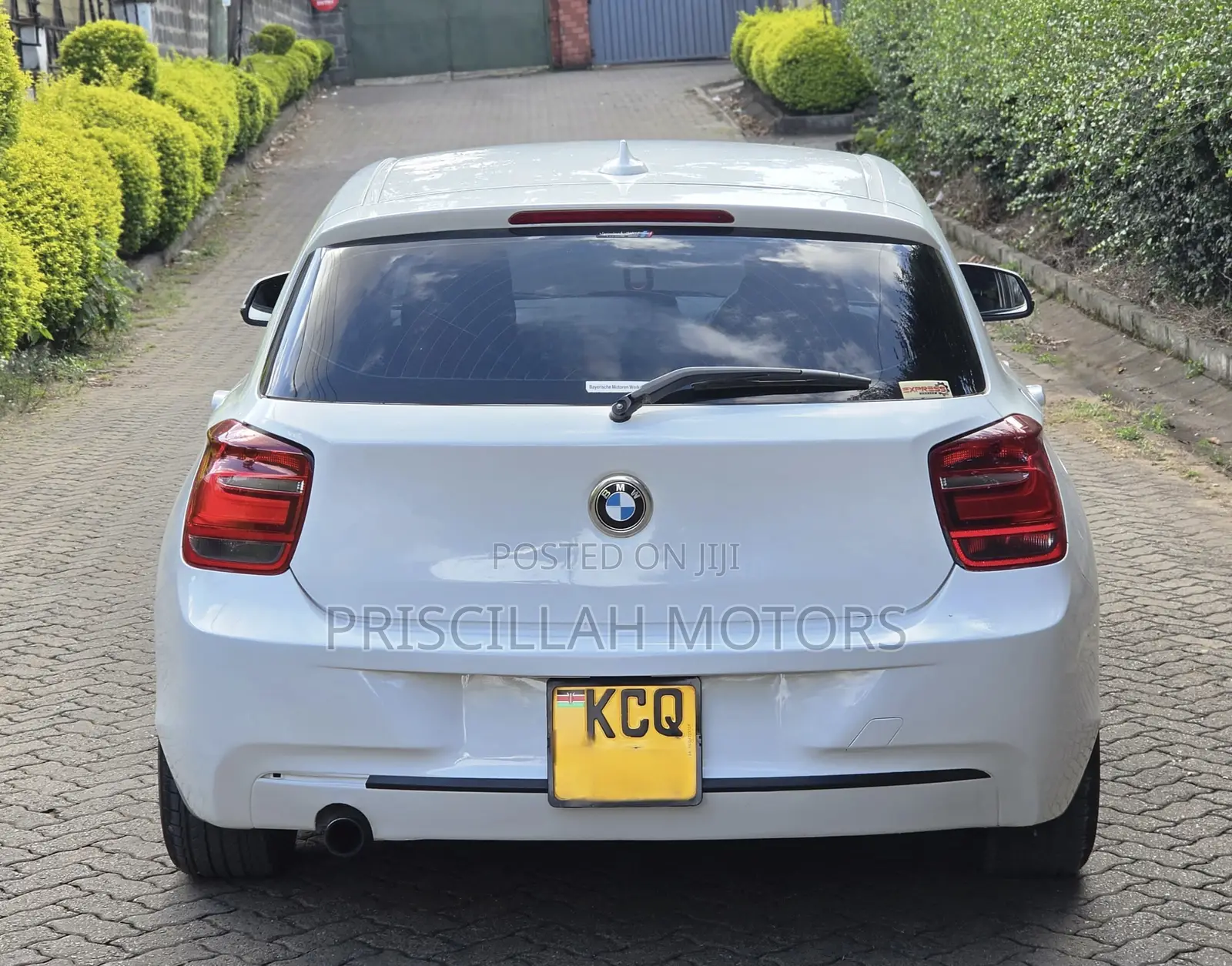 BMW 116i 2011 White