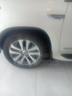 Toyota Land Cruiser Prado 4.0 2020 Pearl