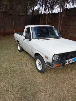 Datsun 1200 1973 White