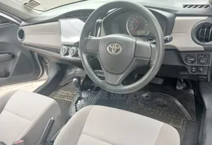 Toyota Axio 1.5 X 2WD 2014 Silver