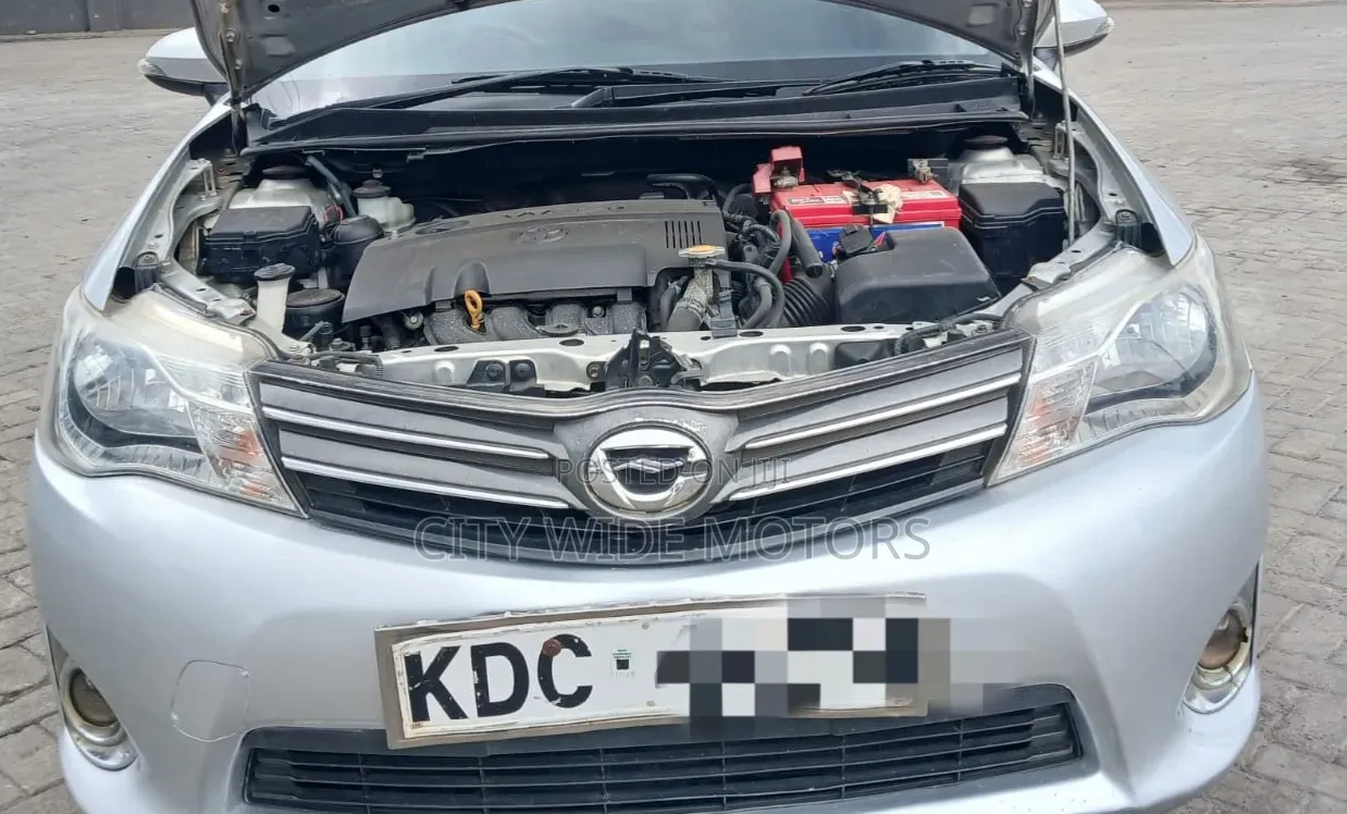 Toyota Axio 1.5 X 2WD 2014 Silver