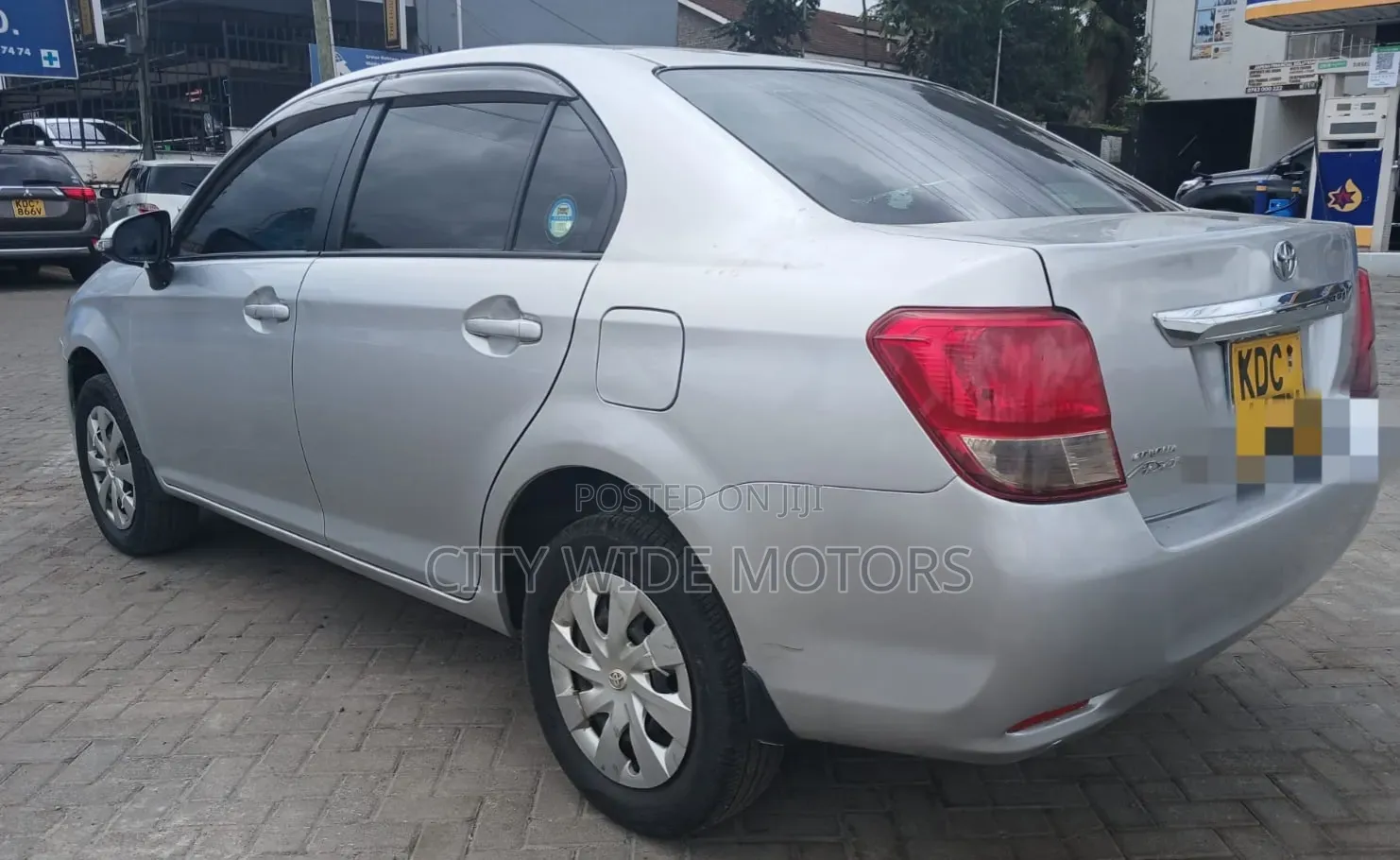 Toyota Axio 1.5 X 2WD 2014 Silver