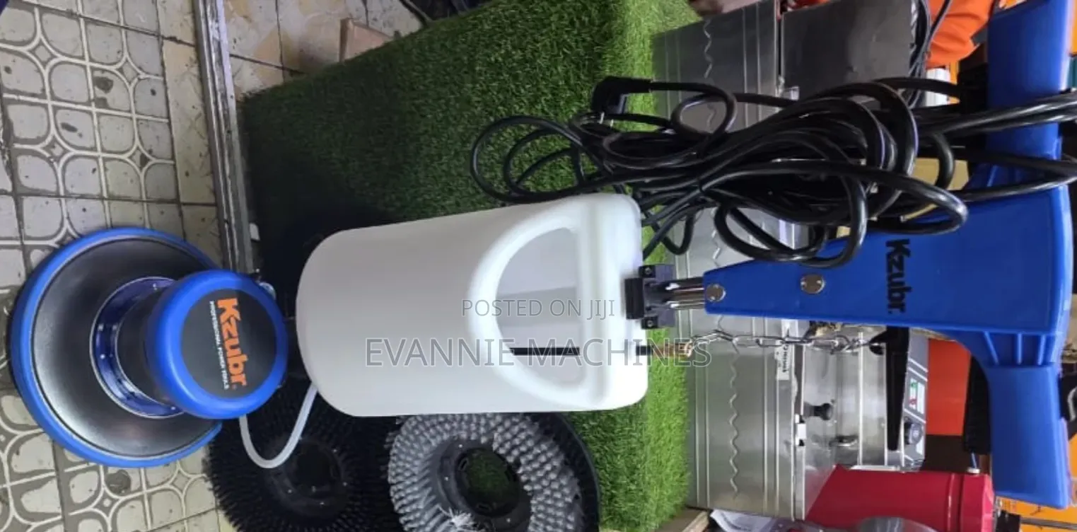 1100W Commercial Floor Scrubber and Polisher.